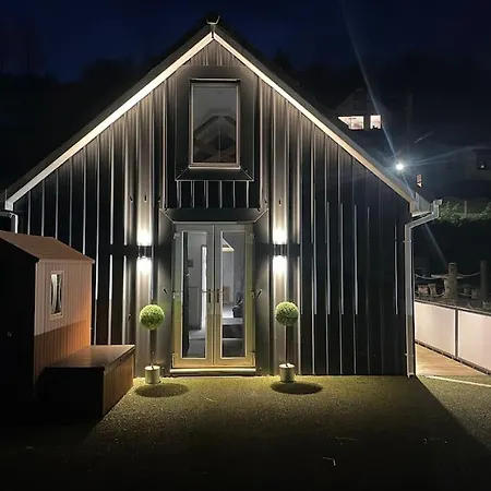 Hermon Chapel. Wrexham Exterior photo